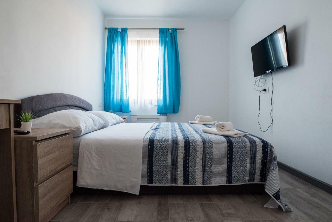 Apartments Mario Malinska Eksteriør billede